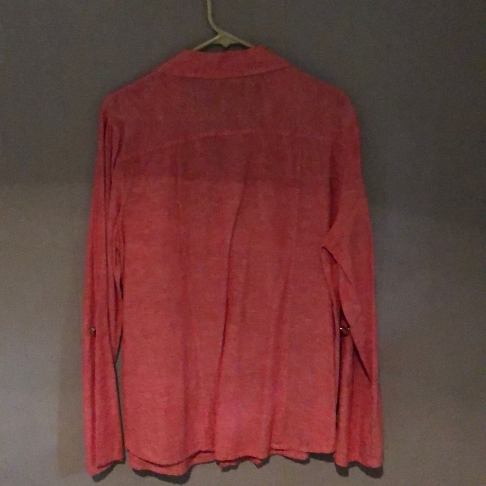 Button up blouse - Picture 2 of 4
